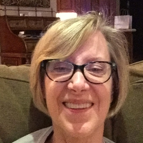 Meet your Posher, Diane - Picture 1 of 1